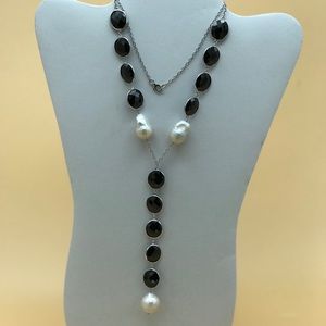 Sterling Silver Freshwater Pearl Necklace.